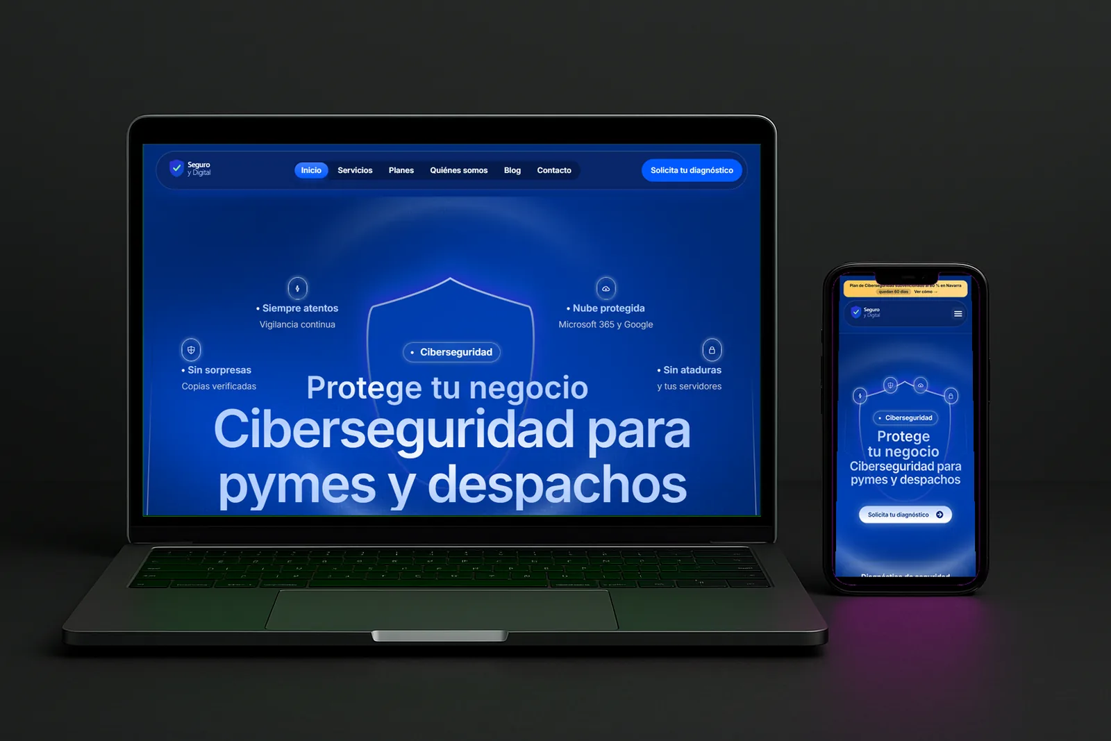 La web de seguroydigital.com vista en la pantalla de un portátil y, al lado, en un teléfono